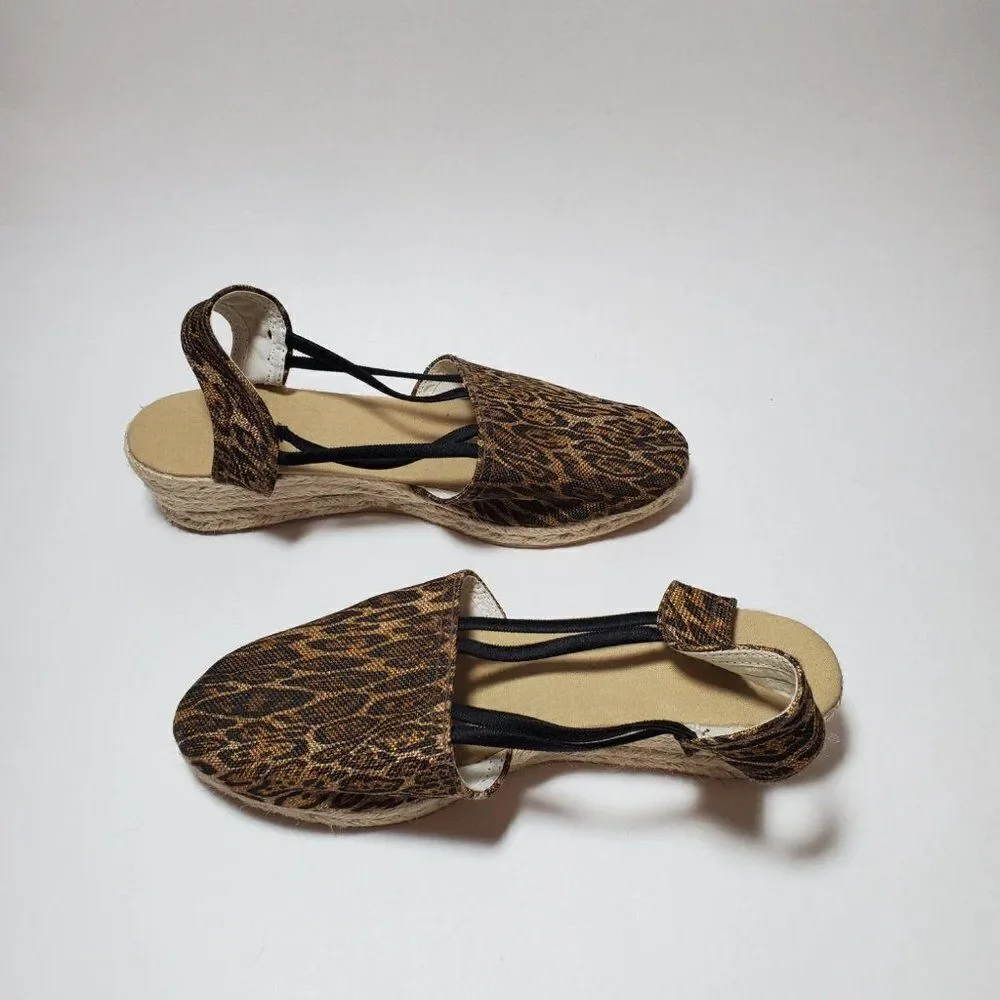 Chico's Janice Canvas Leopard Cheetah Print Slingback Espadrille Wedge Sandals